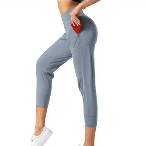 Ankle cut  athletic pants